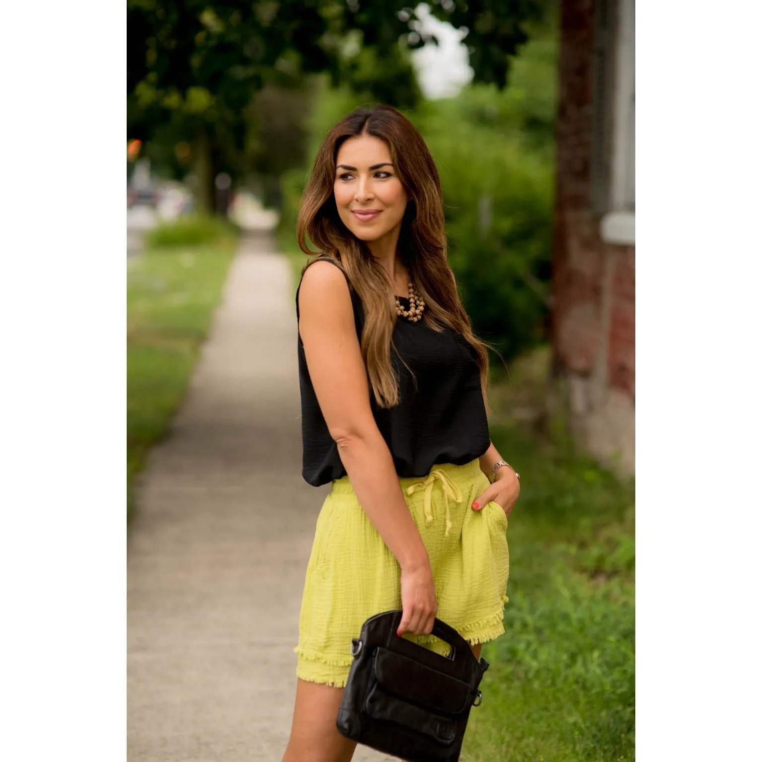 Bold Drawstring Fringe Trim Shorts