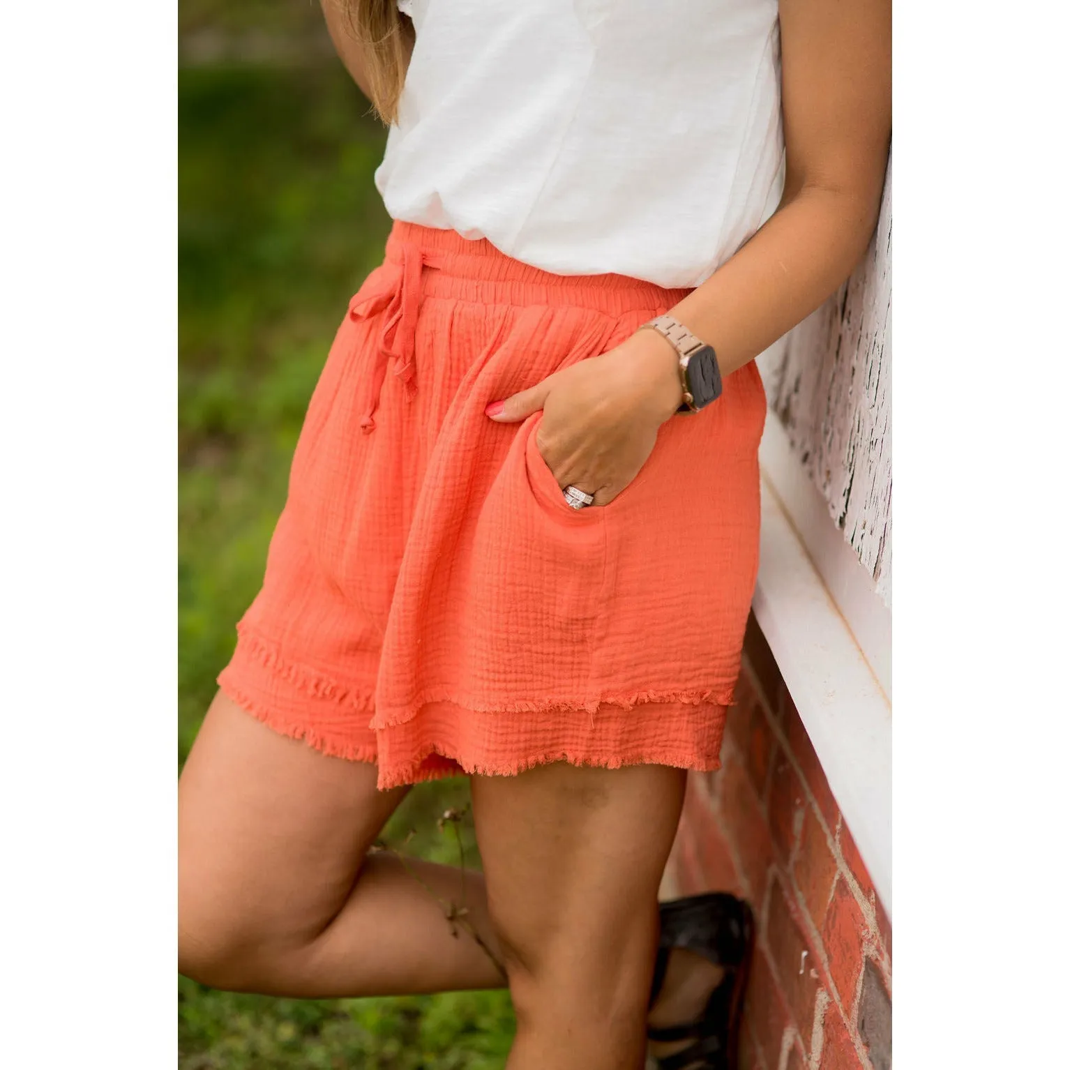 Bold Drawstring Fringe Trim Shorts